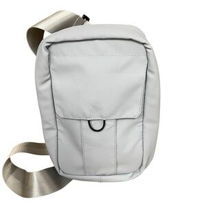 Truwear men’s kinetic gray crossbody bag